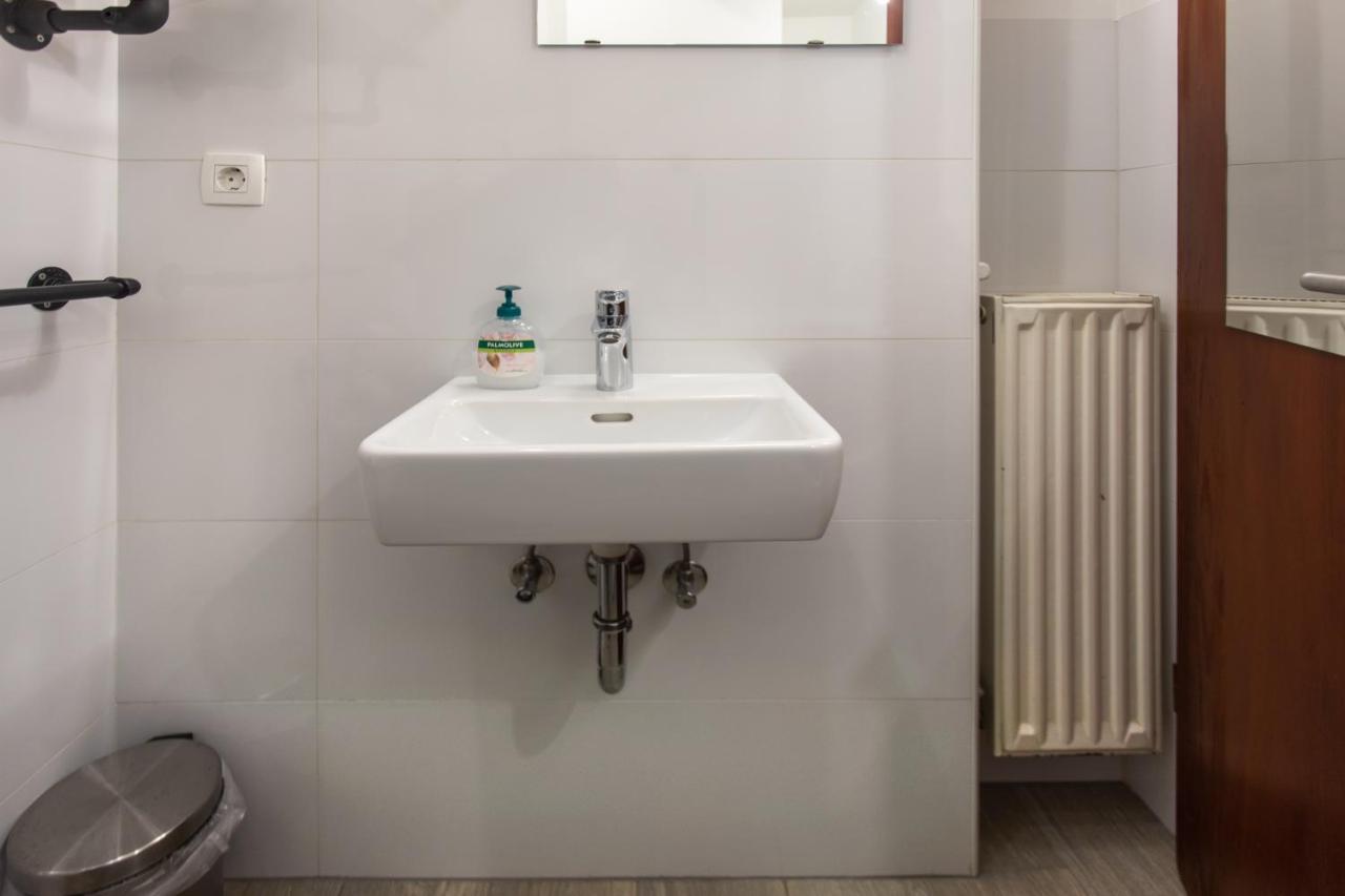 Stay In Pub Kamera Klub Apatment-City Center Ljubljana Exterior photo