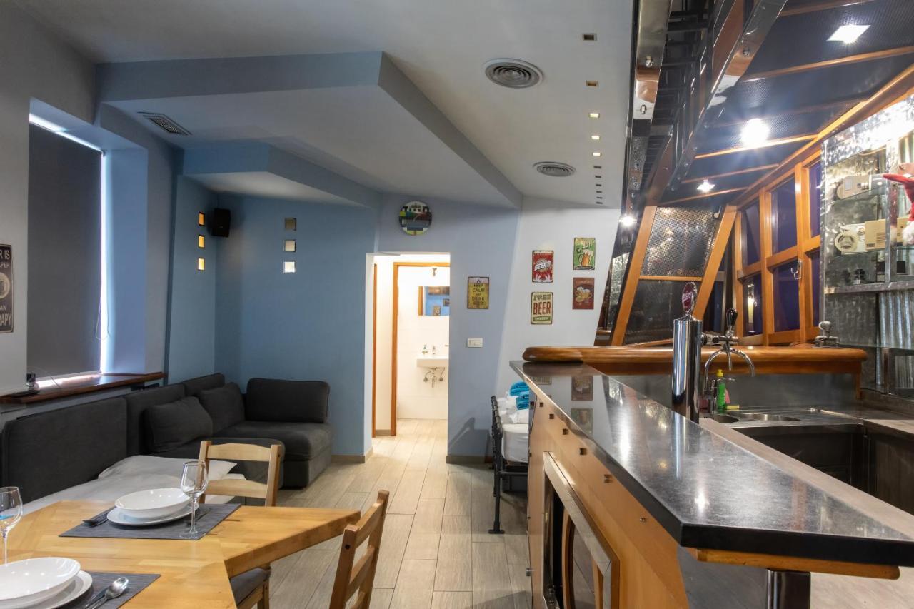 Stay In Pub Kamera Klub Apatment-City Center Ljubljana Exterior photo
