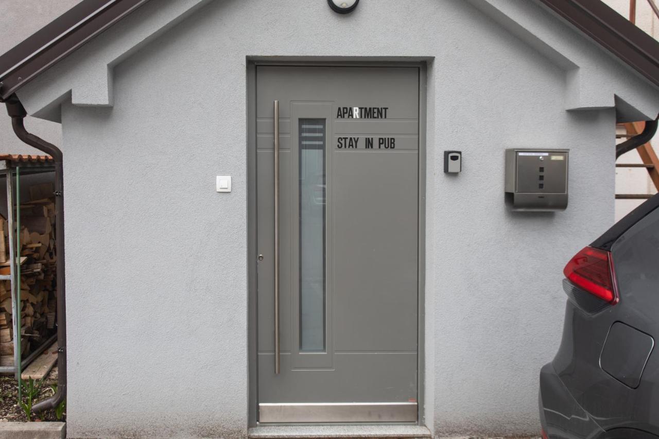 Stay In Pub Kamera Klub Apatment-City Center Ljubljana Exterior photo