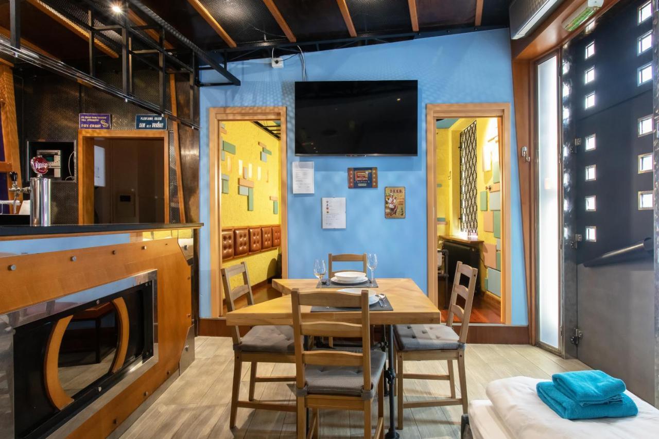 Stay In Pub Kamera Klub Apatment-City Center Ljubljana Exterior photo
